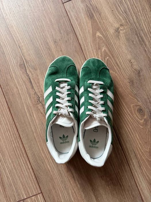 Adidas gazelle жіночі