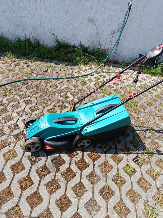 Kosiarka elektryczna Bosch Rotak 32