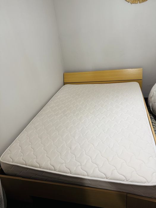 Cama + colchão + roupeiro