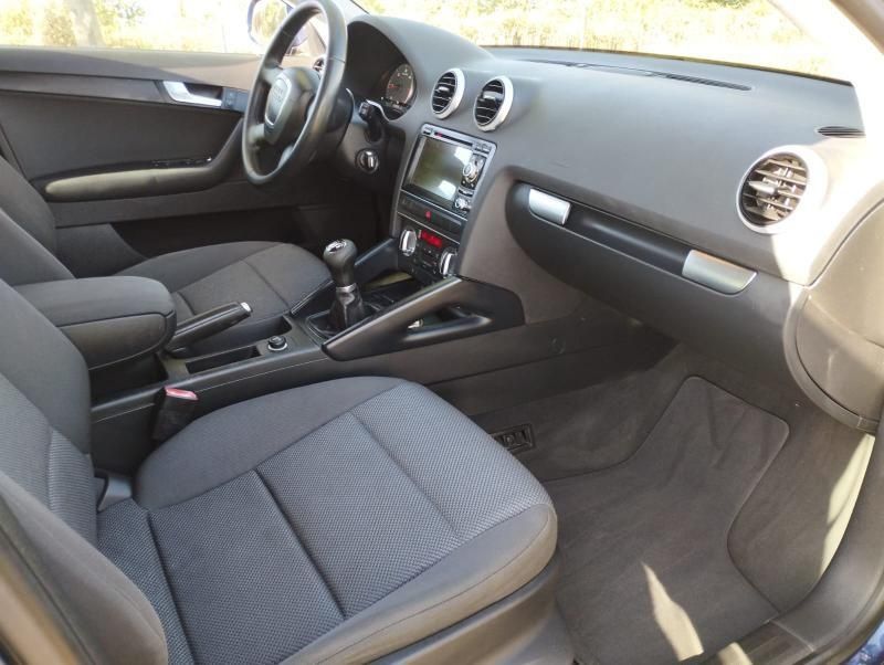 Audi A3 Sportback 1.6 TDI (2011) – Muito Estimado + Câmara Traseira — photo 3