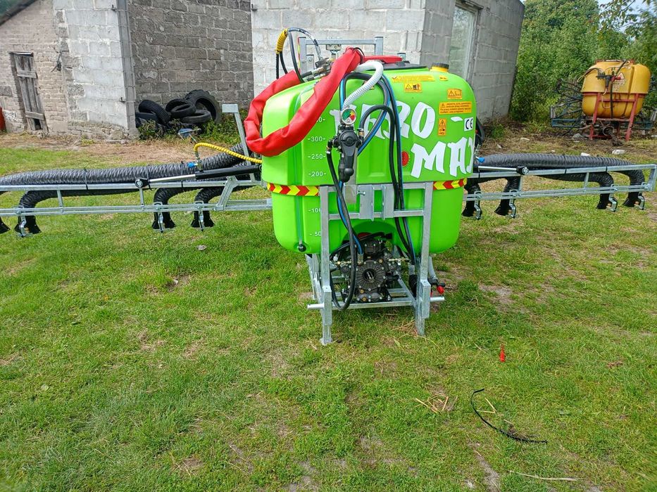 Opryskiwacz do truskawek 400l AGRO-MAX-BIS NOWY