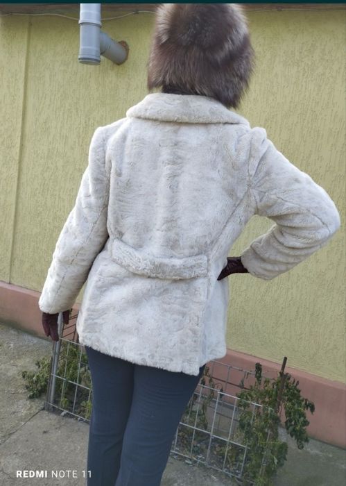 Шапка з чорнобурки (р. 57-58)