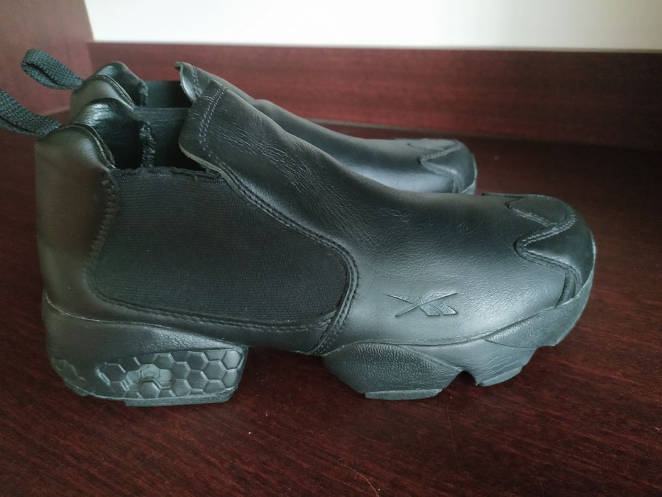 Кросівки черевики reebok кожані 37