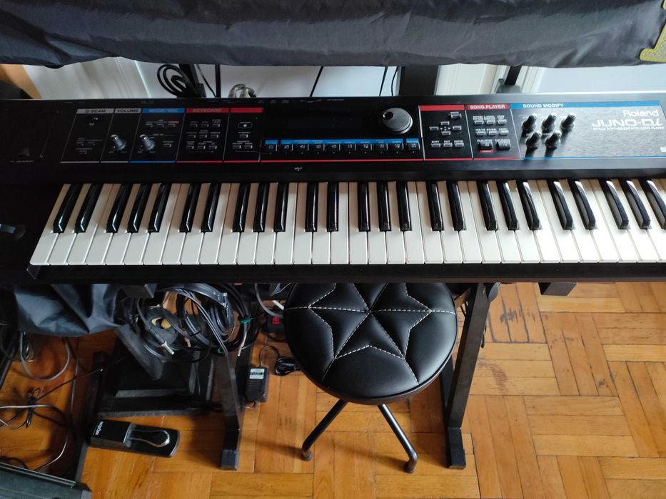 Pilnie sprzedam Roland Juno Di
