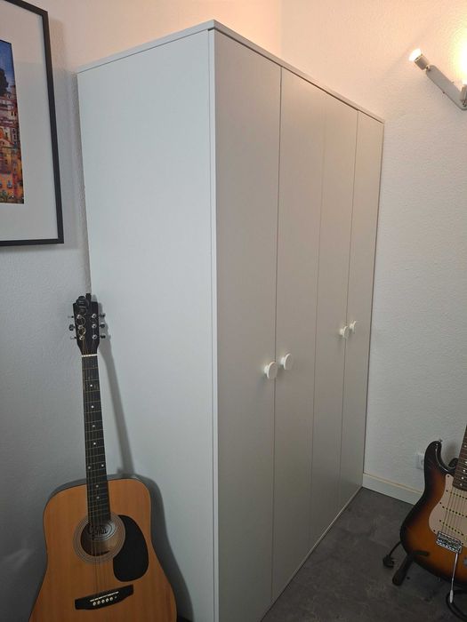 Roupeiro Ikea 4 portas