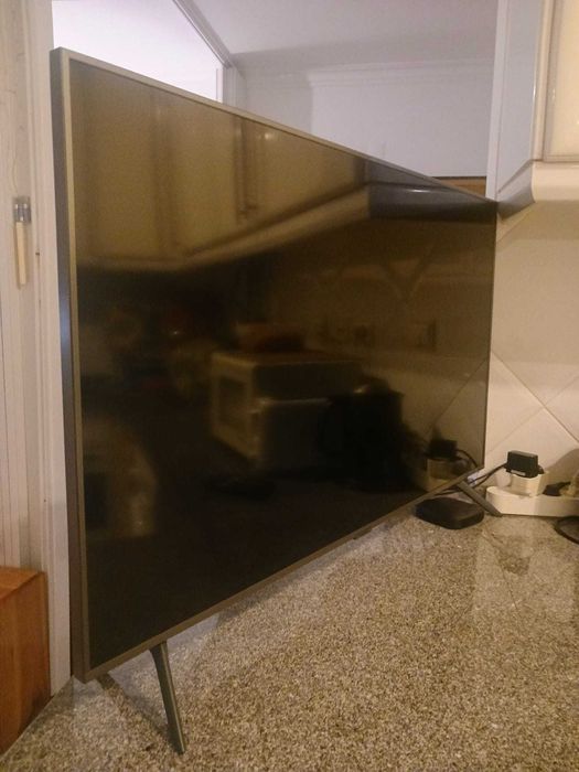Televisão 43" Smart 4K Crystal UHD TV