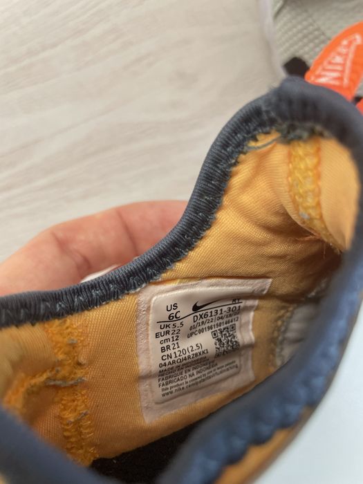 Кросівки Nike 22 розмір