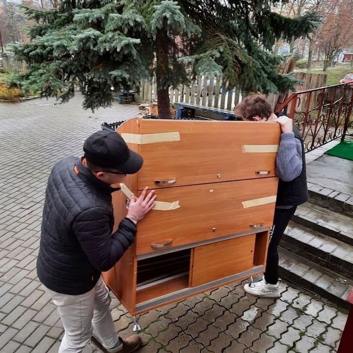 ШВИДКА ДОСТАВКА ВАНТАЖІВ Доставка грузов. Грузоперевозки. Вантажне таксі Грузовое такси. Офісний переїзд Офисный переезд