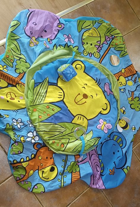 Дитячий килимок для малечі