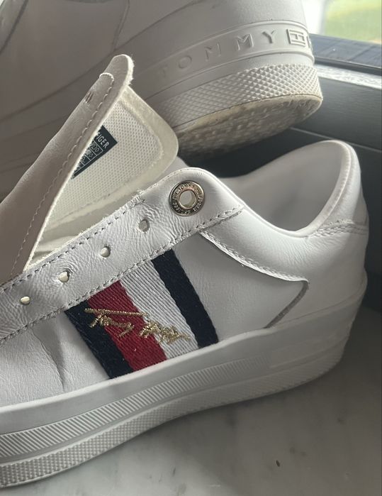 Tommy Hilfiger buty na platformie