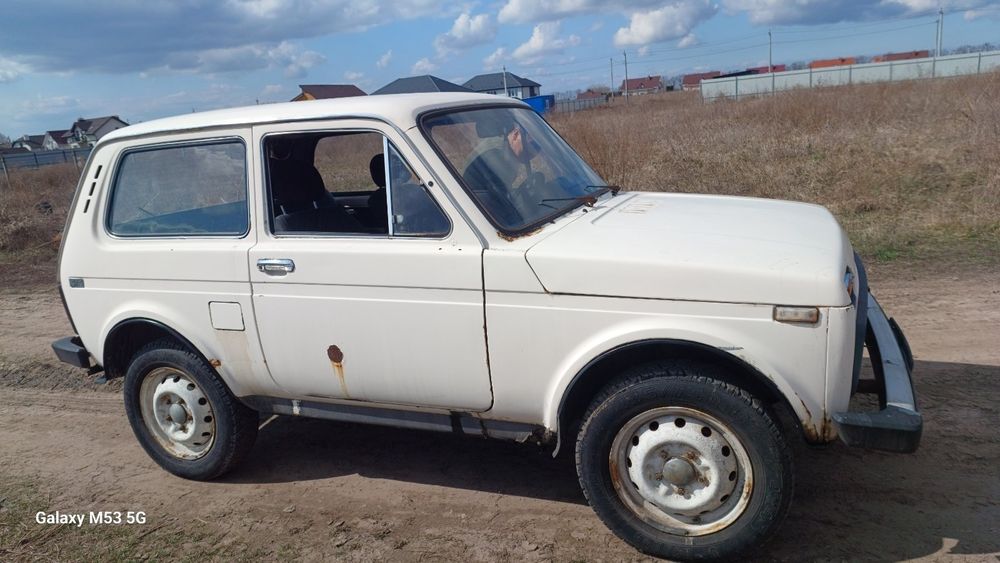 Нива тайга  бампер капот