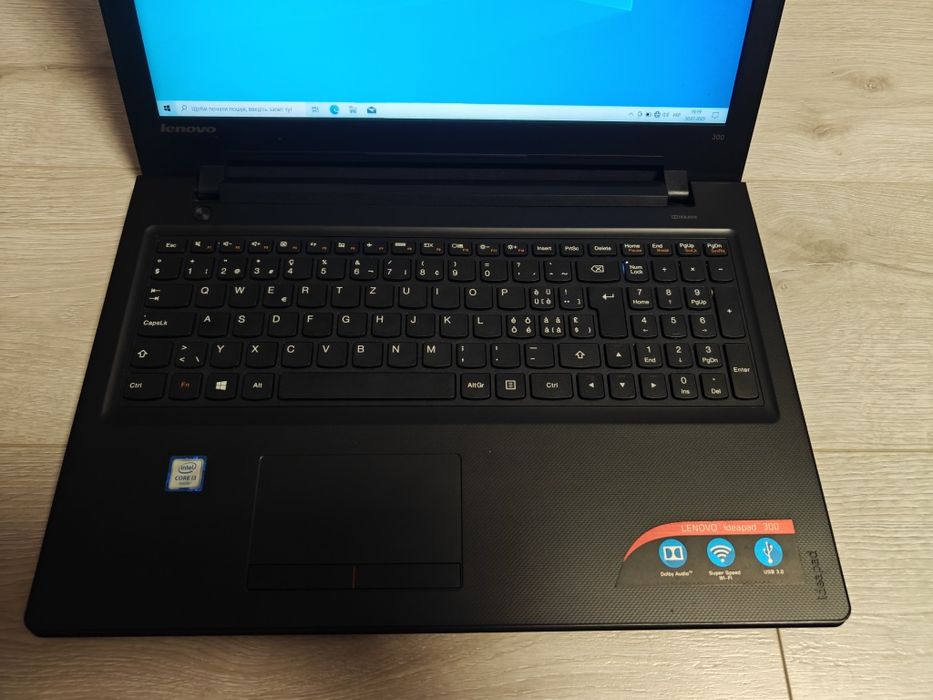 Lenovo Ideapad 300 (15.6"FHD/intel i3/8GB/128SSD) 3 години!