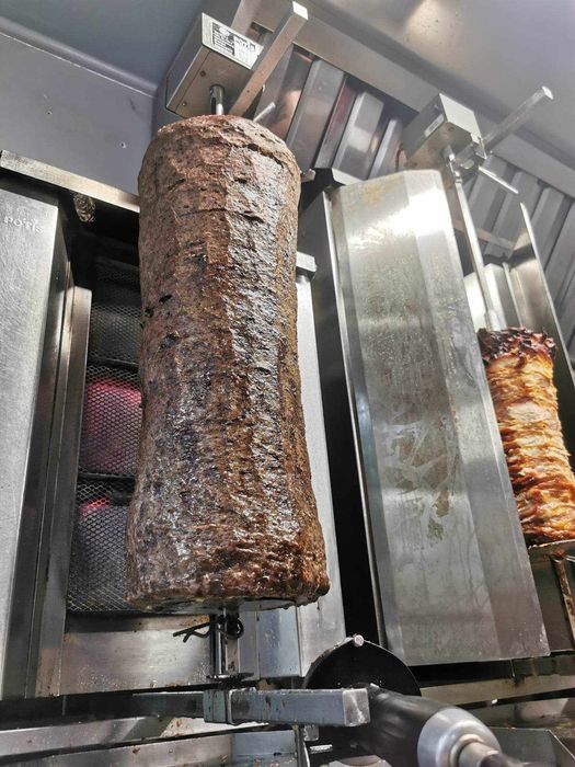 Odstąpię działajacy lokal gastronomiczny