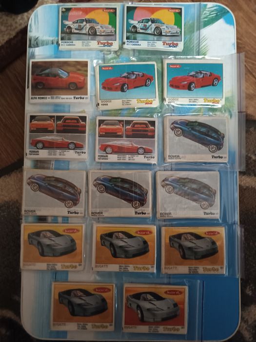 Продам вкладыши,наклейки и т.д