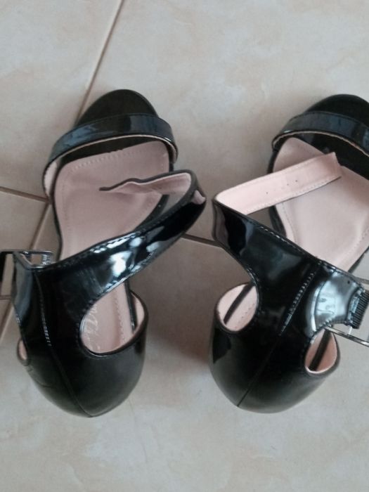 Buty na koturnie - nowe roz.38 Mulanka