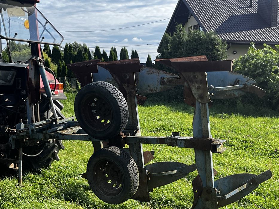 Plug 3-skibowy obrotowy do paprawek