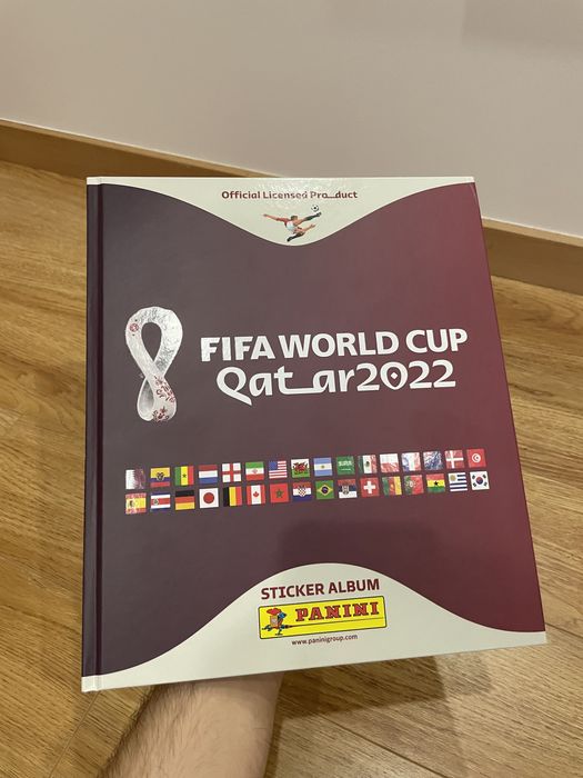 Caderneta Panini Mundial Qatar 2022 – Completa e em Excelente Estado!