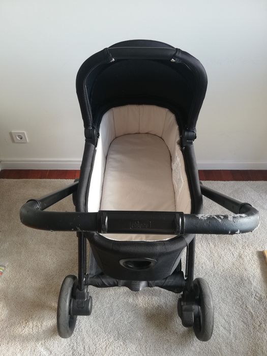 Trio chicco com suporte fixação automóvel
