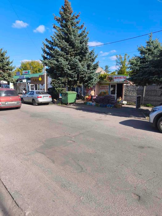 Продам комерційну нерухомість з орендарями або під Ваш бізнес у центрі