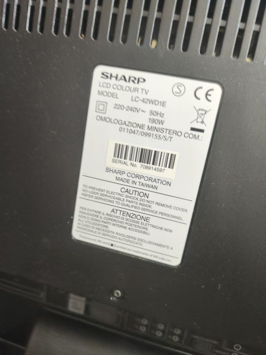 Telewizor SHARP 42 cale