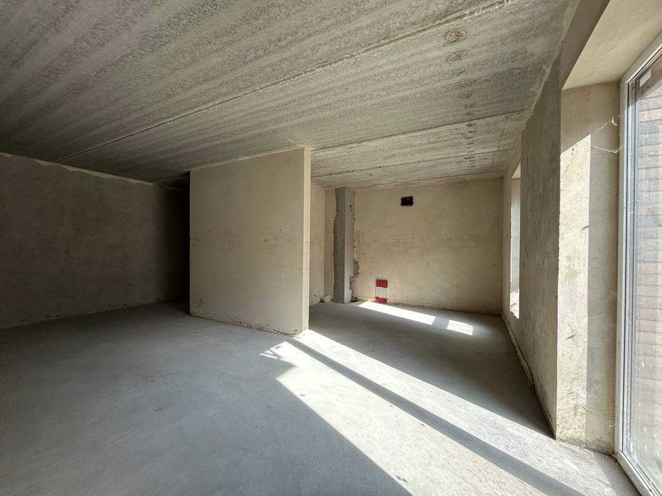 СУПЕРЦІНА - 2км квартира з власною ЗЕМЛЕЮ. Будинок клубного типу