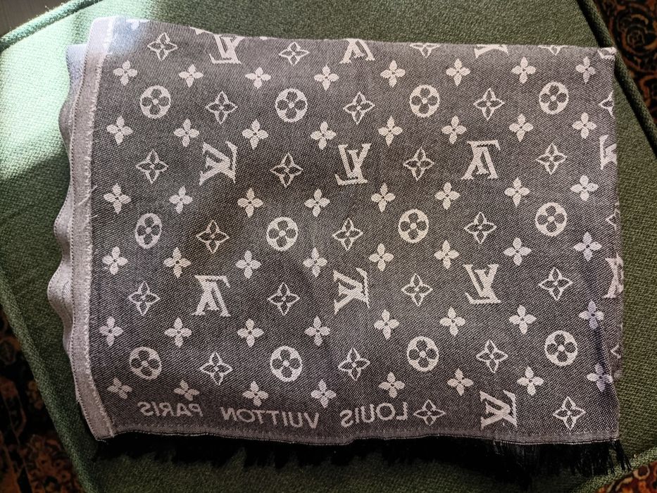 Louis  Vuitton szal 180x 50/ piękny wzór / wysyłam InPost