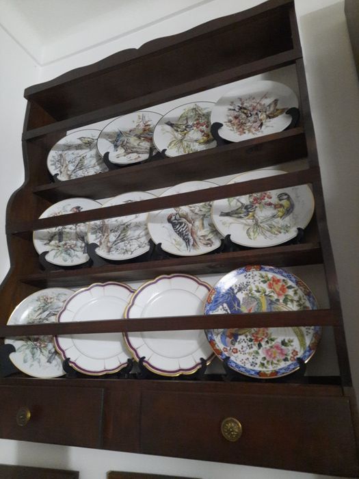 Vendo escaparate antigo.