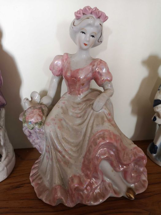 Bibelots em porcelana