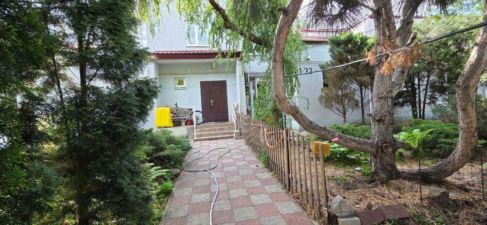 Здам квартиру на голубих озерах