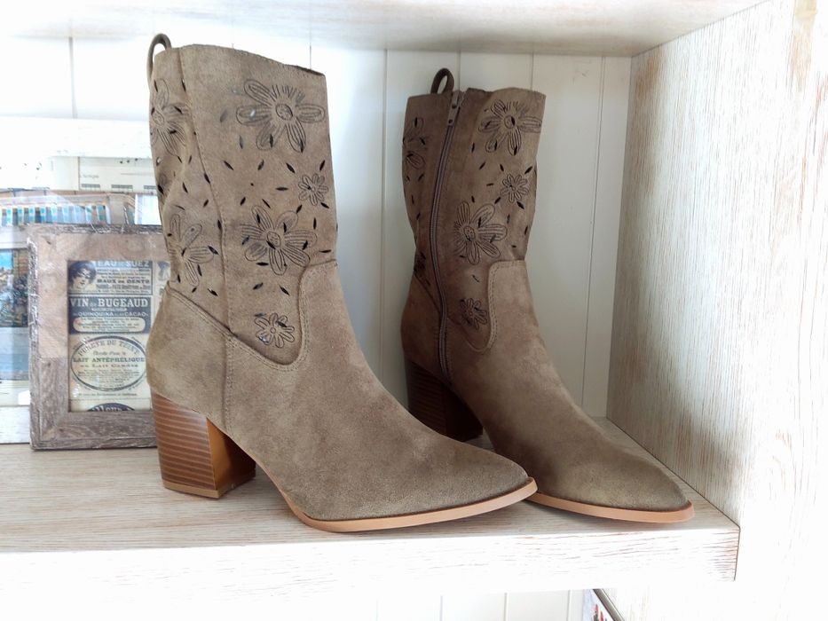 Botki damskie  na obcasie brązowe