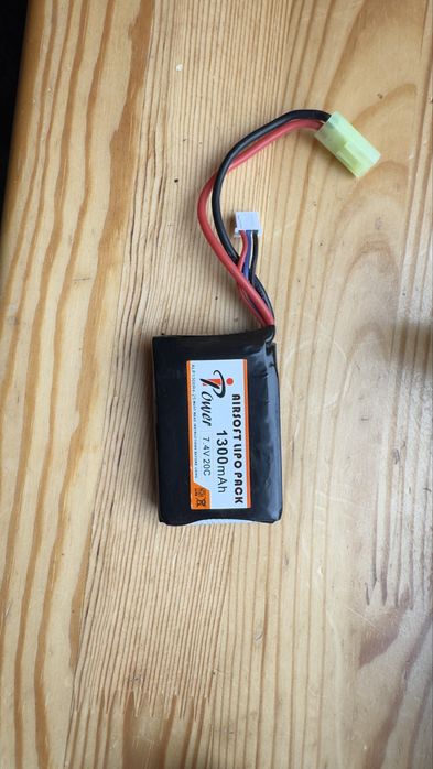 Продам аккумулятор комплектом