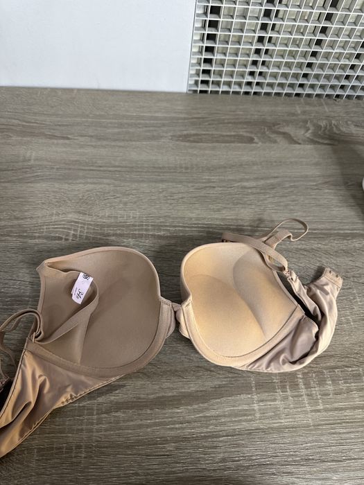 Ліфчик бюстгальтер пушап 34б новий трусики комплект