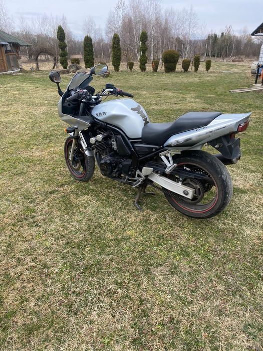 Мотоцикл  YAMAHA FAZER