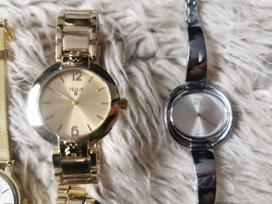 Nowy damski zegarek logo