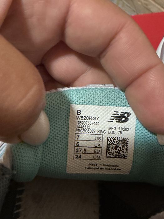 Продам красовки New Balance, орігінал
