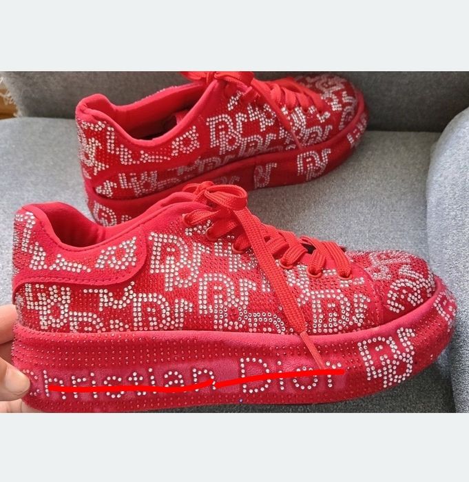 Modne tanie buty sportowe rozm 36