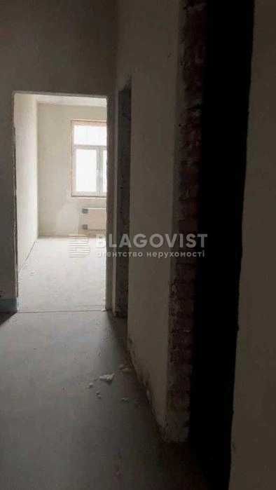 3к квартира в жк бізнес-класу "ПоділГрад" без ремонту