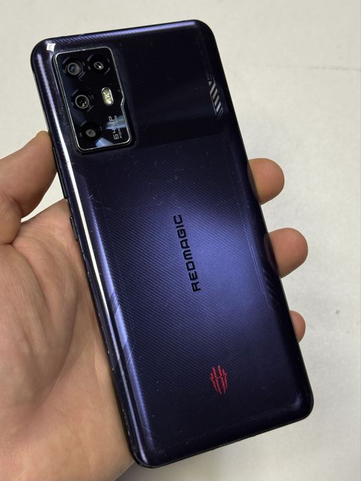 Телефон ZTE RedMagic 6R 8/128 GB