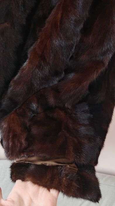 Шуба норка довга з натурального хутра норкова