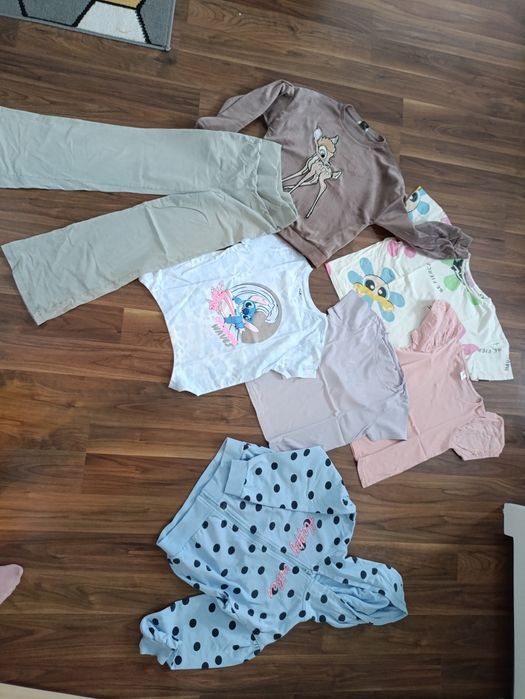 Zestaw ubrań 134/140