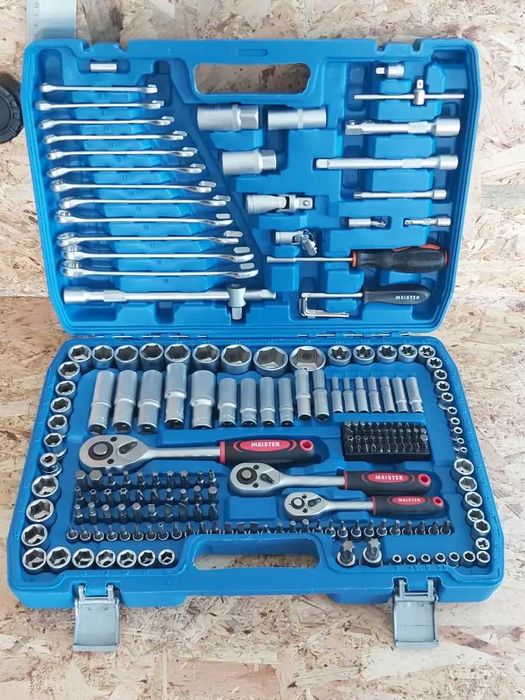 klucze nasadowe 216el.