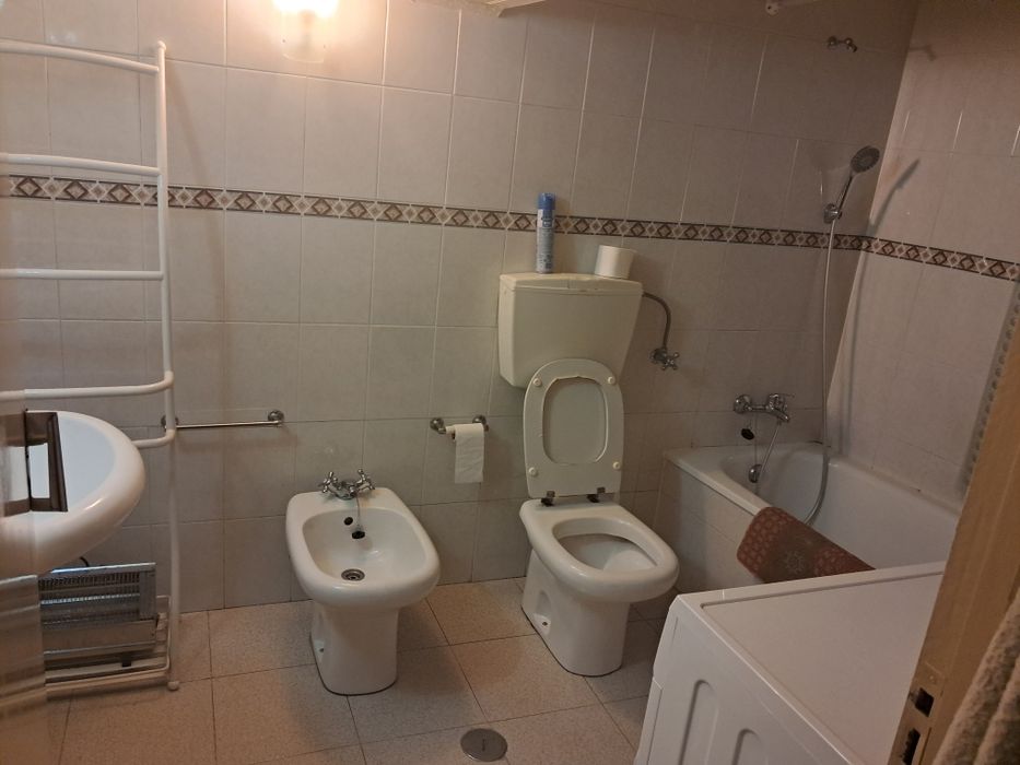 Moradia/casa para arrendamento