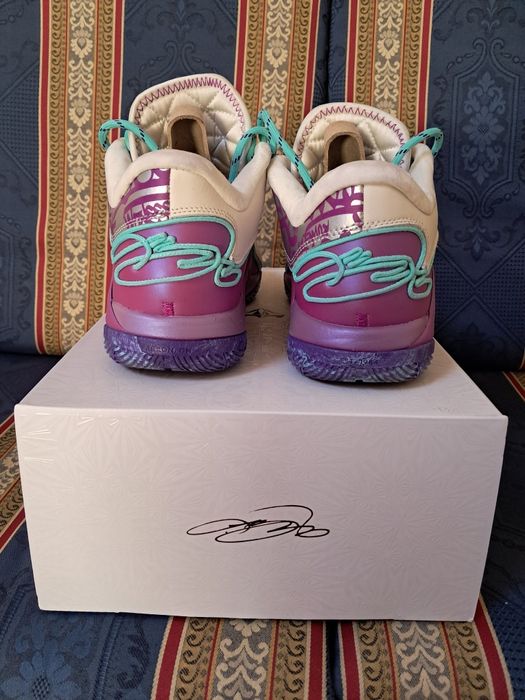 Nike Lebron 22 Mogul