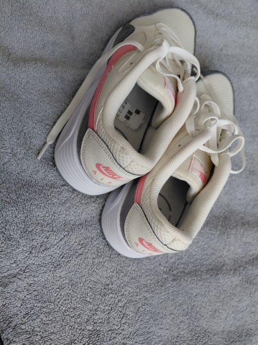 Buty Nike AIR CW4554-114 Nowe