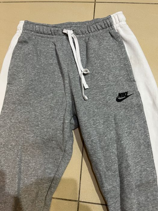 Spodnie dresowe Nike