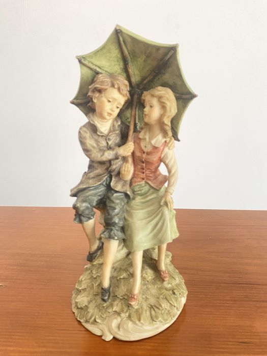 2 Estatuetas de Porcelana