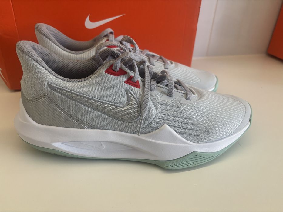 Buty Nike air max new 43 pro precision VI