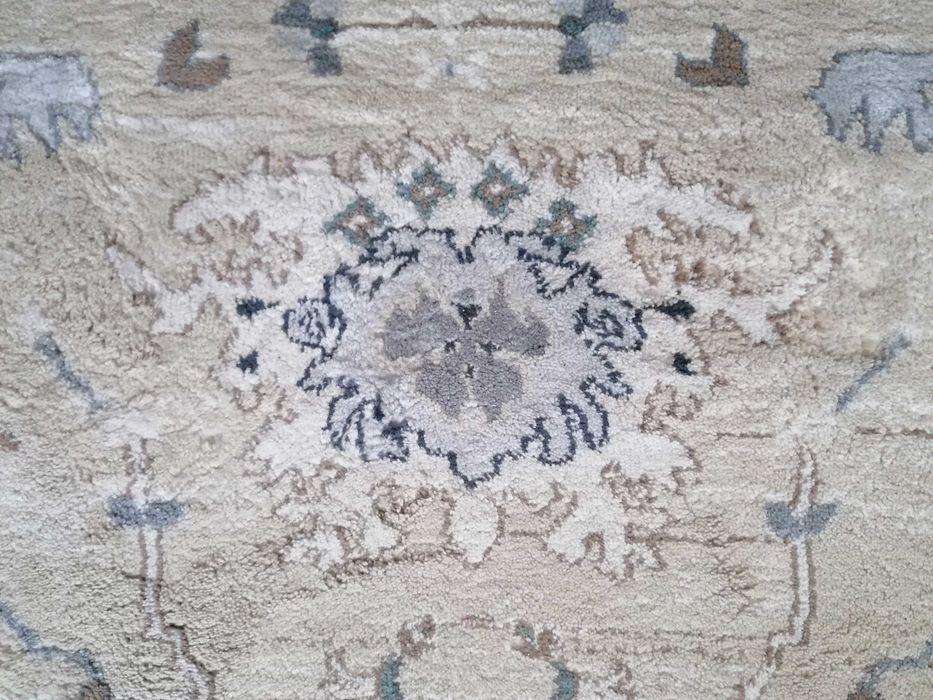 Dywan w beżu i szarości 180 x 250