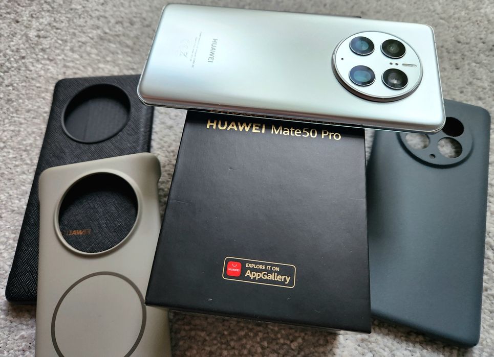 Huawei Mate 50 Pro 8/256G plus dodatkowe etui