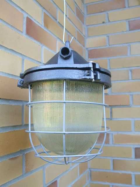 Lampa vintage przemysłowa
